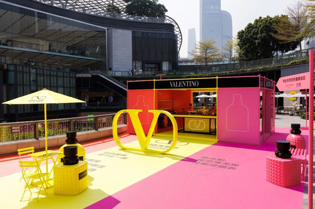 20partners-dutyfree VALENTINO Pop-ups: The art of the possible Journal  luxury 
